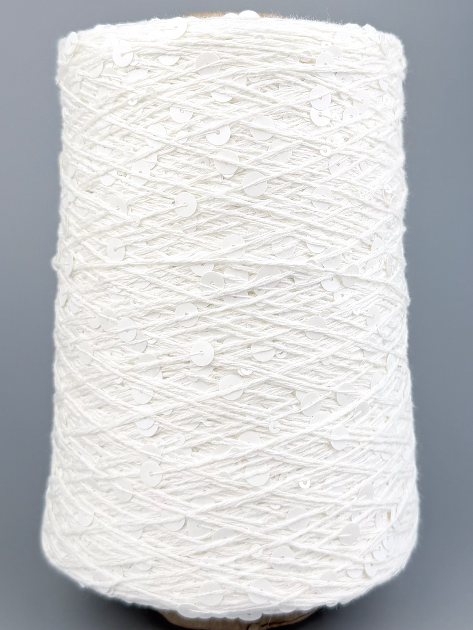 Art. Brillante 260 m / 100 g – Baumwolle mit Maxi-Pailletten col. Weiss foto 2